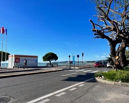 Agreable Avec Parking Privé *